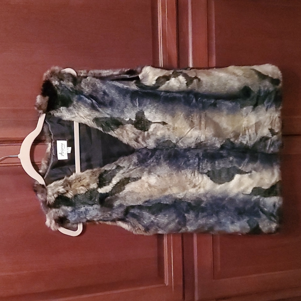 New Faux Fur Vest